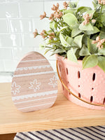 Small Pink Flower Pattern Egg
