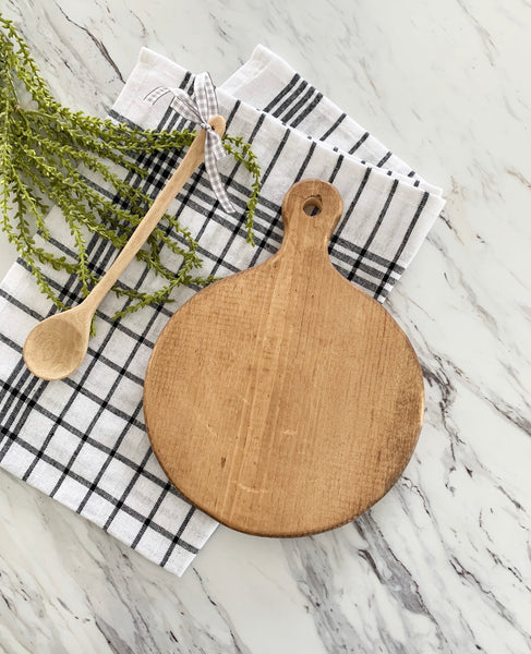 Circle Cutting Board