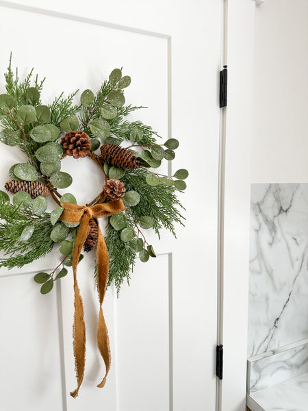 Touch of Winter Wreath